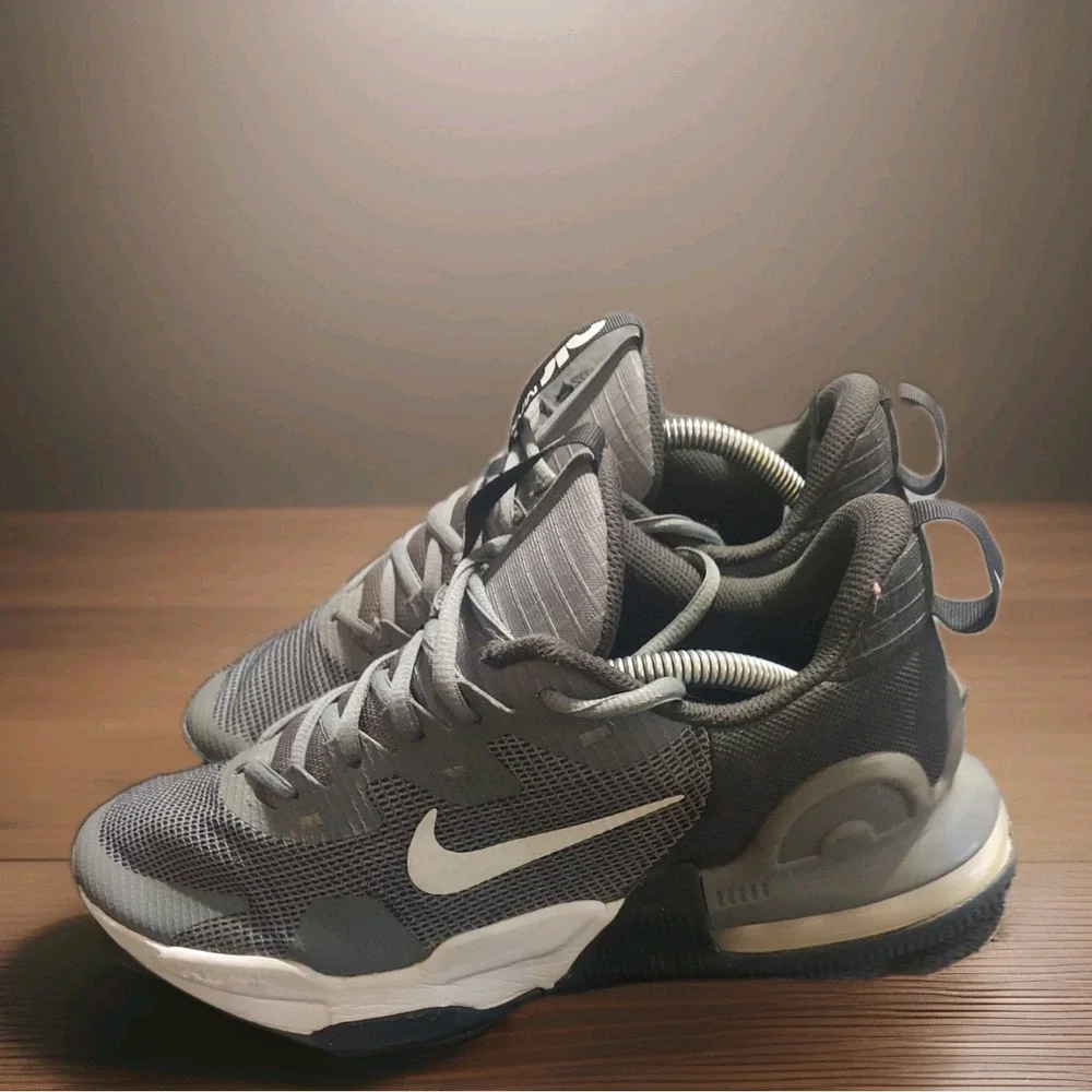 Nike Men's Air Max Alpha Trainer 5 Gray Sz10.5 Gym Workout Lifting Shoes Sneaker